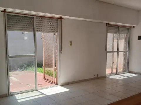 Duplex en alquiler en La Plata con cochera