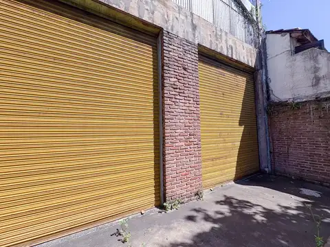 Galpon en Venta 43  mts Frente