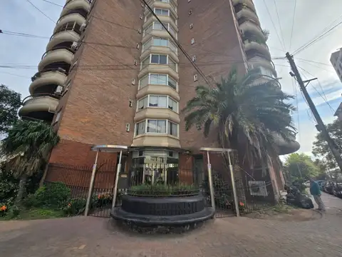 Maestro Angel D'elia 1200, Piso 10