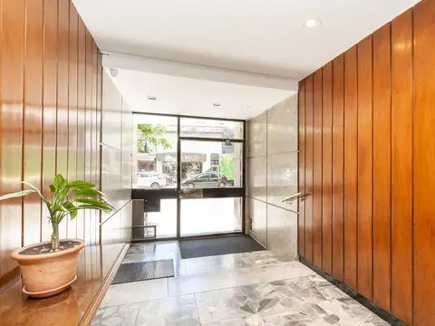 Departamento 6 ambientes con 2 baños