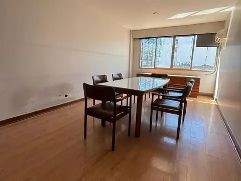 Oficina en Alquiler en Centro, $ 550.000