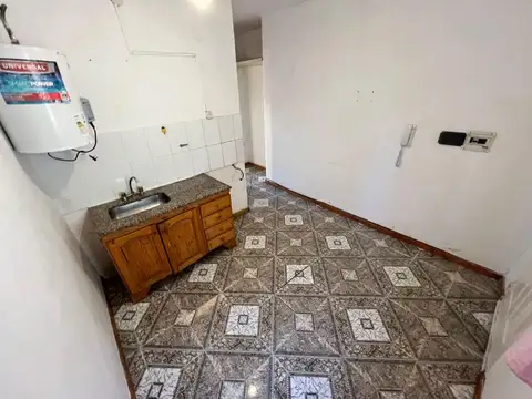 Depto Tipo Casa 2 ambientes con 1 baño