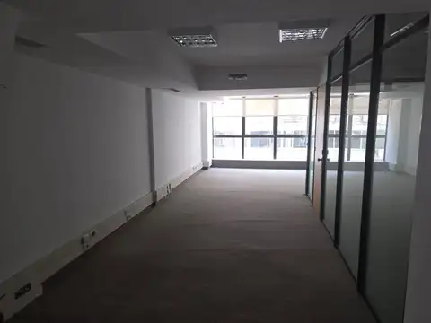 Oficina en alquiler en Catalinas / Microcentro de  300 m2