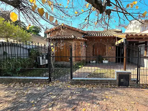 AMPLIO CHALET EN MUY BUEN BARRIO