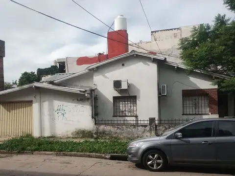 PH 4 ambientes 2 baños cochera y patio OPORTUNIDAD