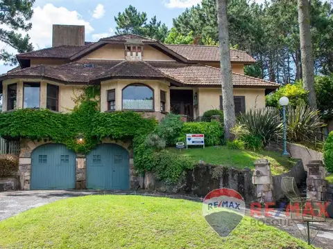 Casa en Alquiler de 5 dormitorios