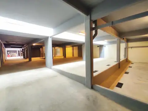 Alem 1200 - Venta de cochera - Rosario, Martin