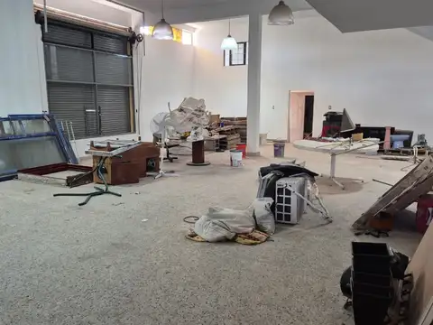 Local en Alquiler en San Antonio De Padua, $ 2.000.000