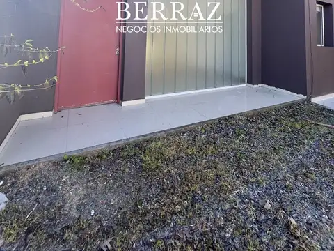 Casa Venta 5 Dormitorios Barrio Los Robles Lote de 900 m2 Haras Santa Maria , Escobar