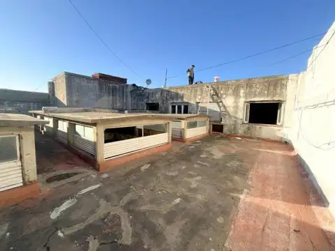 Local en Venta en Pompeya, USD 450.000