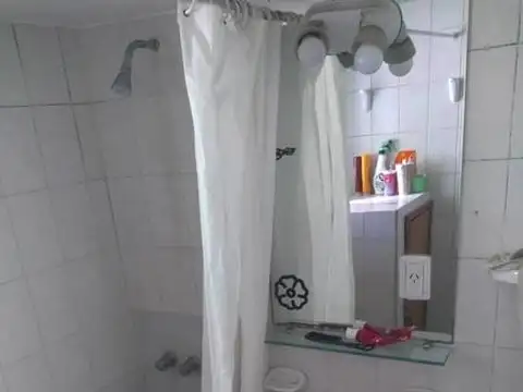 Casa en Venta con 5 cocheras