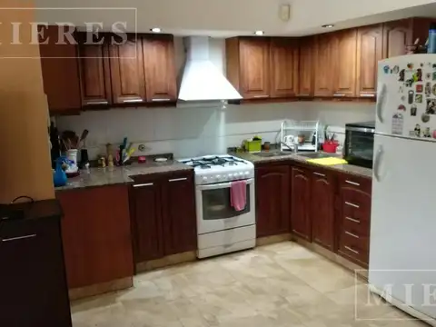 Apto Credito -  Casa en venta en calle La Plata en Ing. Maschwitz