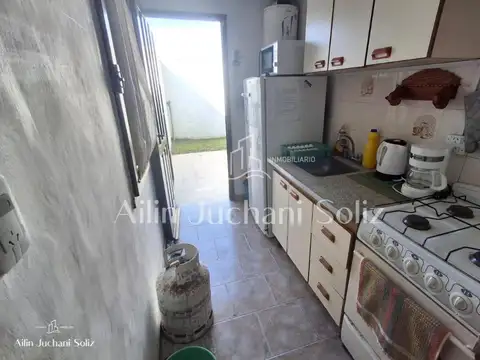 Casa 3 ambientes con 1 baño