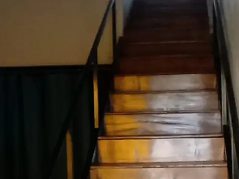 Casa en Venta con 10 cocheras