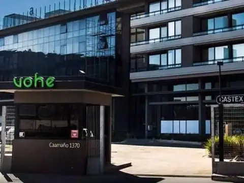 Oficina en Alquiler con 1 cochera