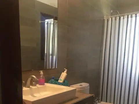 Calle 516 y Avenida de Tomaso