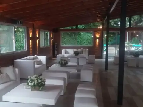 Hotel en Venta 18 años