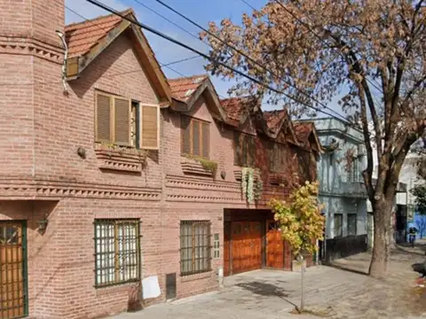 Hermosa Casa Triplex en venta en Villa Gral. Mitre