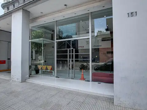 Oficina Monoambiente con 2 baños