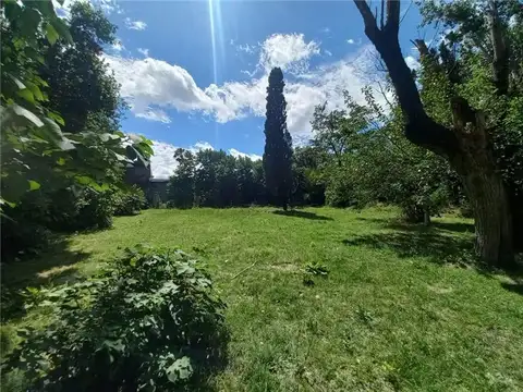 Terreno en Venta en Luis Guillon, USD 68.000