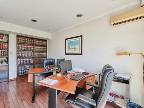 Oficina en Venta 40 años