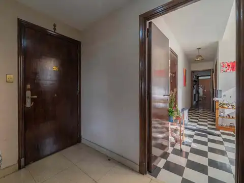 Departamento 4 ambientes con 2 baños