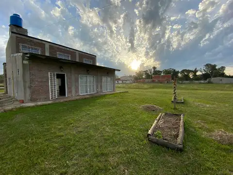 CASA QUINTA 4700 METROS VIRREY DEL PINO PILETA