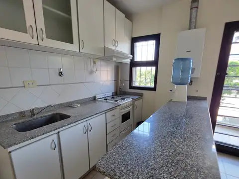 Departamento en Alquiler en Centro (Campana), $ 650.000