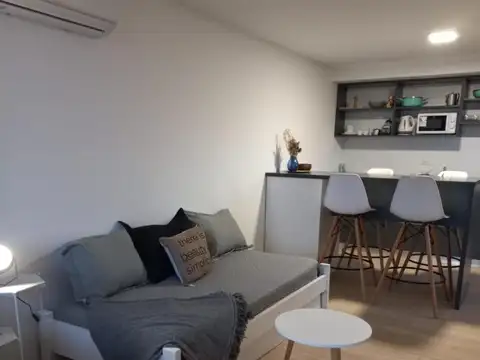 Constitución 4800, Piso 3