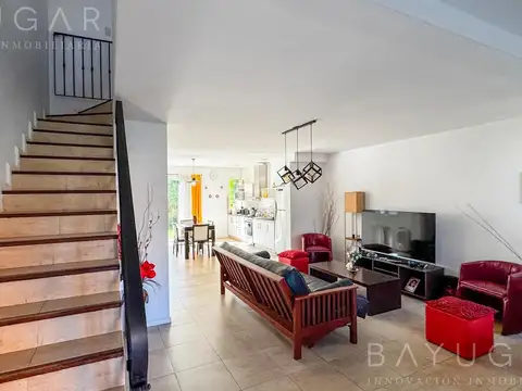 Venta Casa - California Village - Pilar