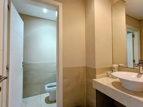 Avenida del Puerto al 200