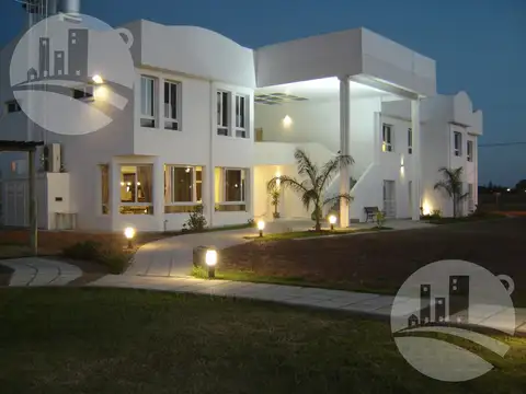 Hotel en Alquiler 16 años