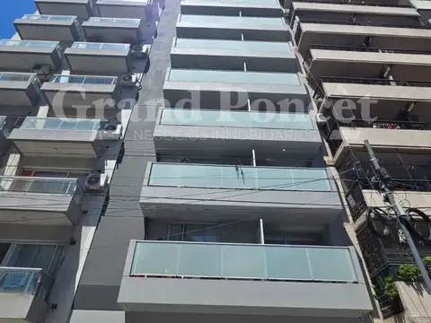 Monoambiente con Balcon Terraza con Amenities