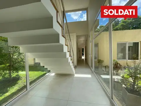 Casa en Venta de 5 dormitorios