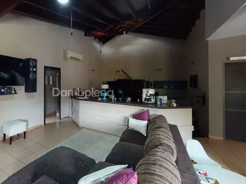 Casa en Venta en Francisco Alvarez, USD 175.000