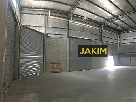 Galpon en Alquiler 22  mts Fondo