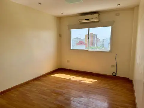 Oficina en Alquiler 30 años