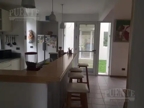 Casa en Venta al Este