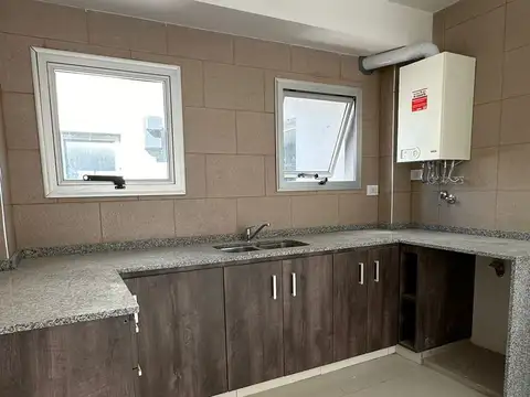 Ramon L. Falcon 6100