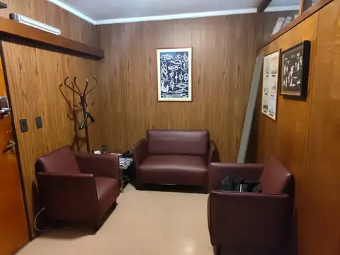 Oficina en Venta 40 años