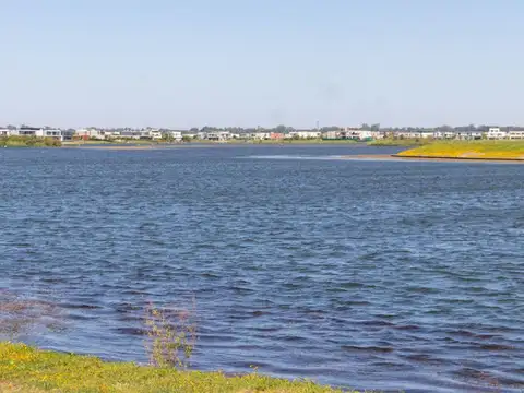 Lote en Venta, Muelle, Puertos Del Lago