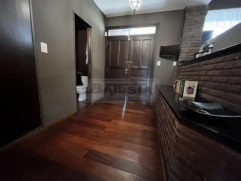 Casa - Venta - Argentina, VILLA SARMIENTO - EMILIO MITRE 554