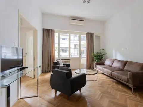 Rodríguez Peña y Av. Gral. Las Heras