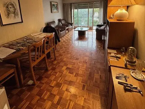 3 AMBIENTES. 4°PISO BALCON C/FRENTE A PULMON DE MANZANA LUMINOSO 68m2,tot.