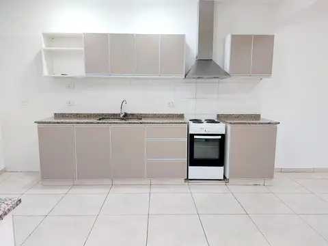 Departamento en Alquiler en Maipu, $ 650.000