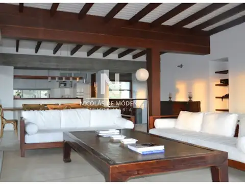 Casa en Venta de 6 dormitorios