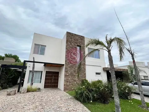 Casa en Venta de 6 dormitorios