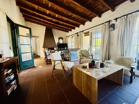 Casa con vista al mar y gran jardín en el Chorro