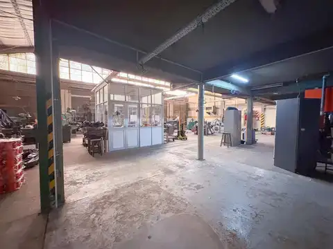 Galpon en Venta en Moron Sur, USD 499.000