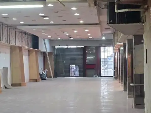 Local en Alquiler en Balvanera, USD 6.000